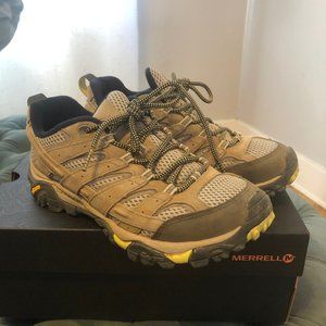 EUC Merrell Women's Moab 2 Ventilator